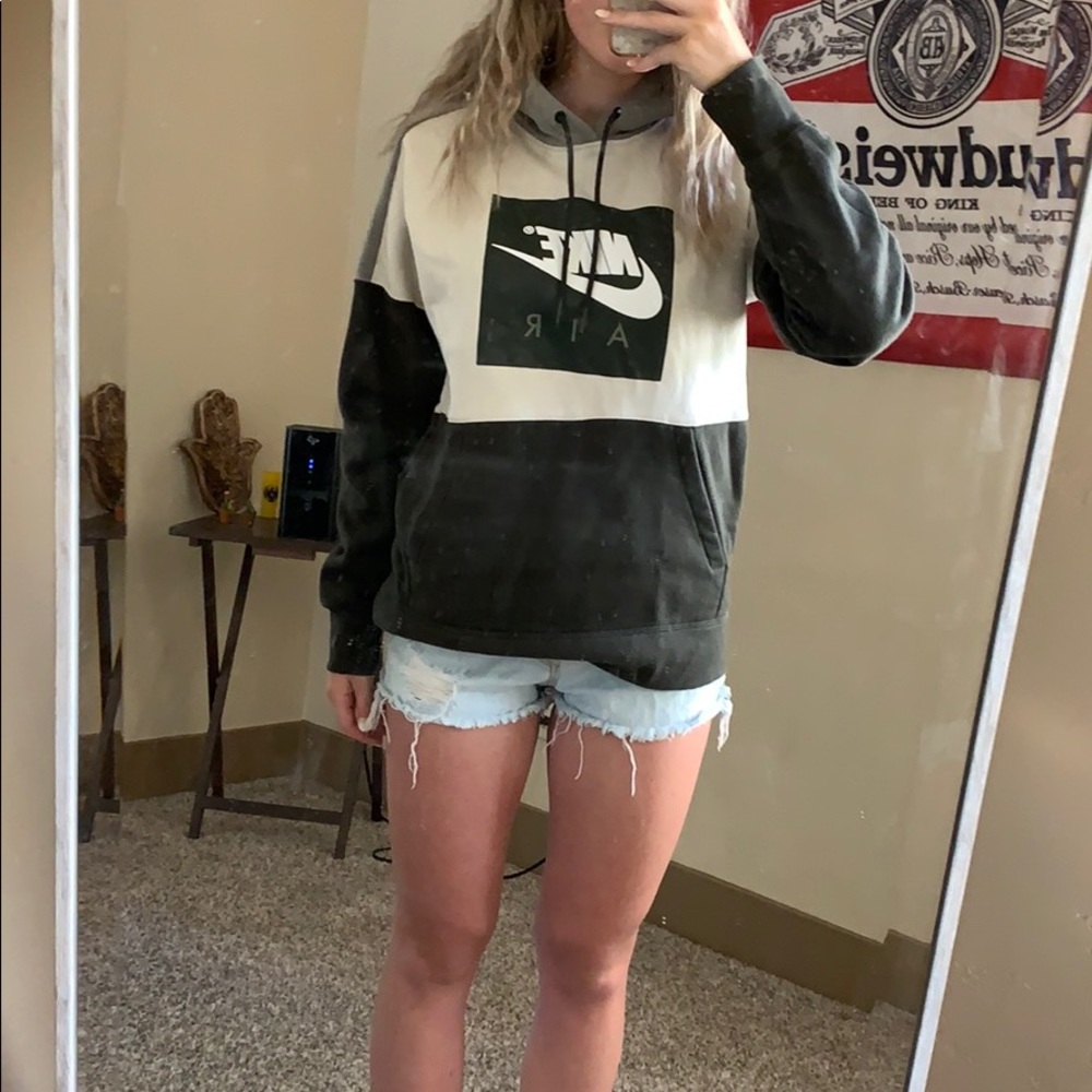 Men’s Small Nike hoodie